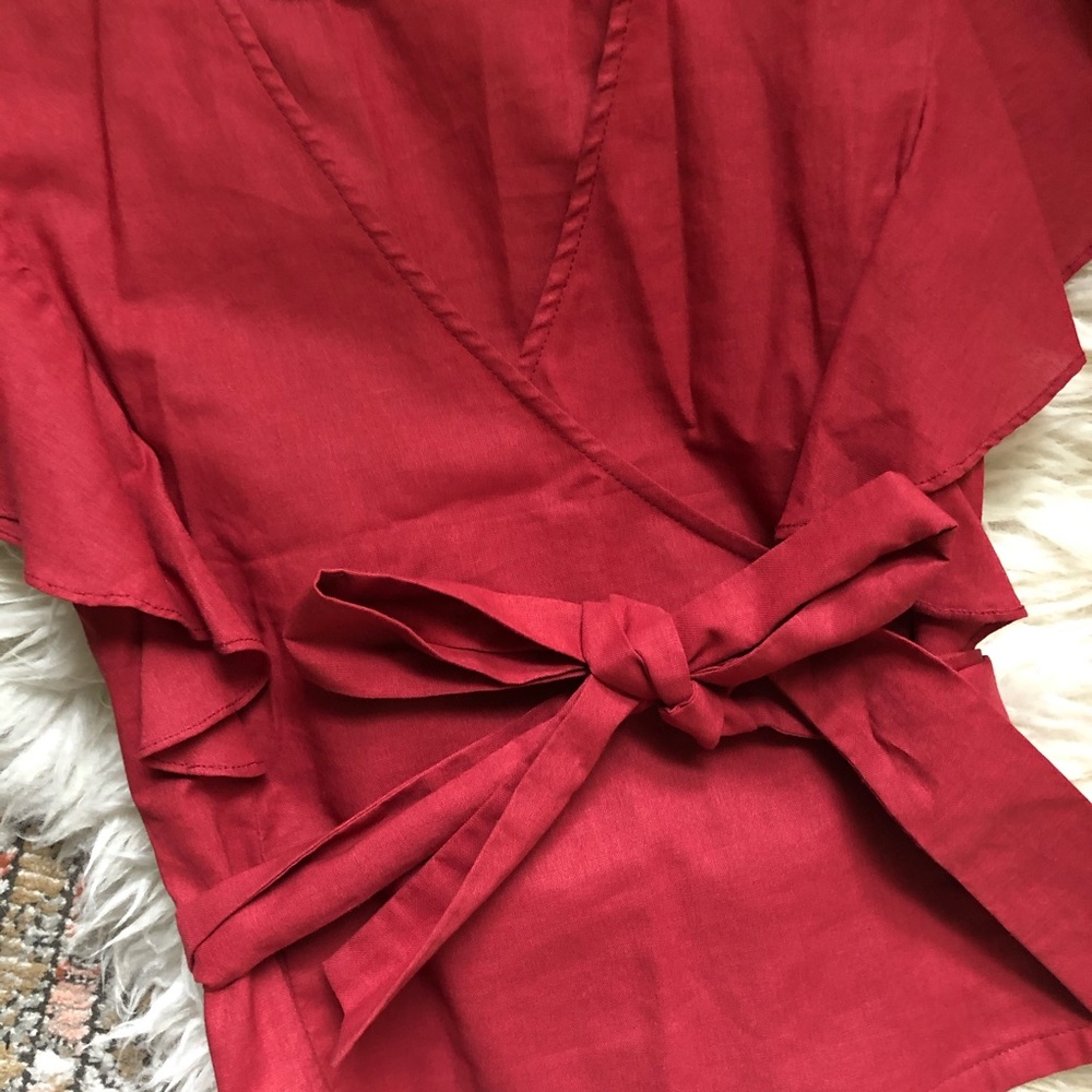 🌹 Red Linen Ruffle Blouse 🌹 - Picture 4 of 7